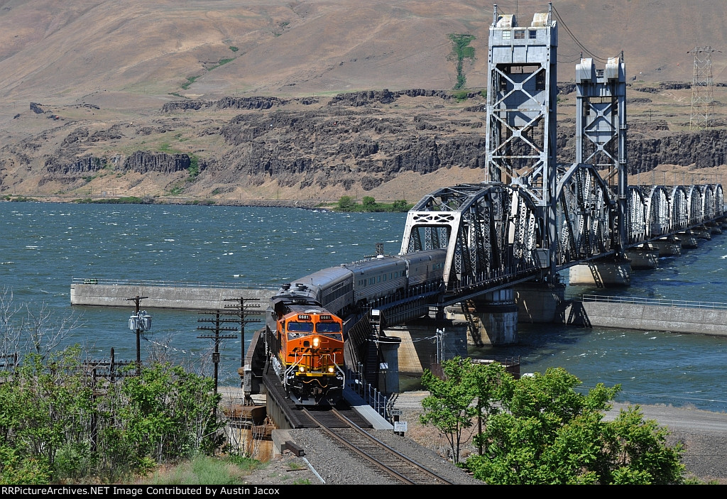 BNSF J681